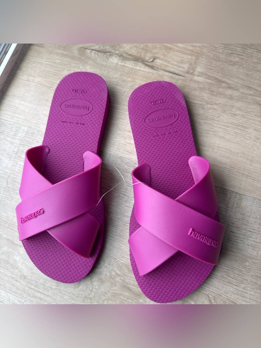 Havaianas Magenta Pink Slide Sandals - Picture 2 of 3